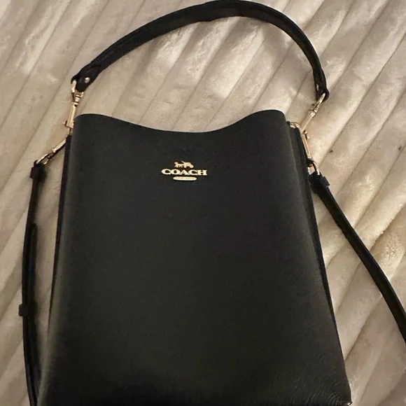 Coach Bucket Bag - Picture 8 of 10
